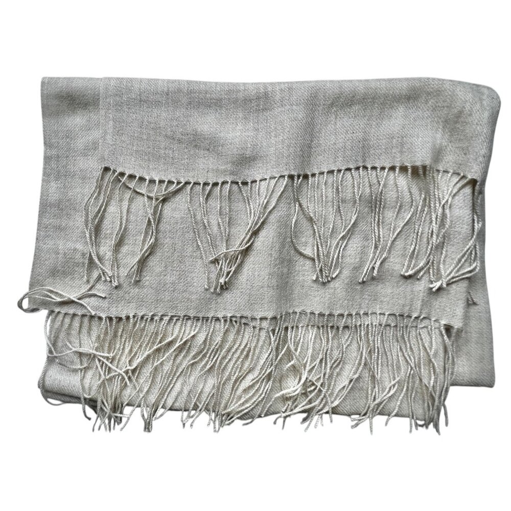 Nordstroms Soft Beige Cashmere Scarf With Fringe Edges - Picture 2 of 8